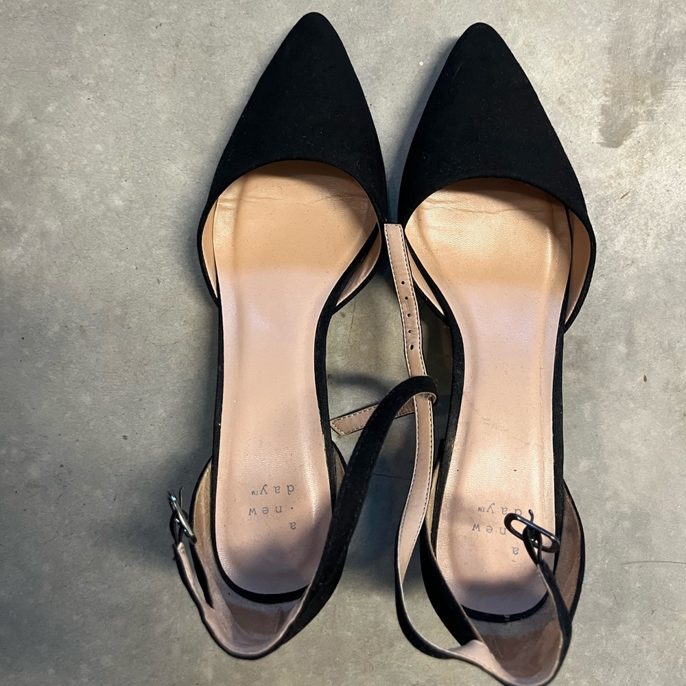 Black pointed toe block heel with ankle strap